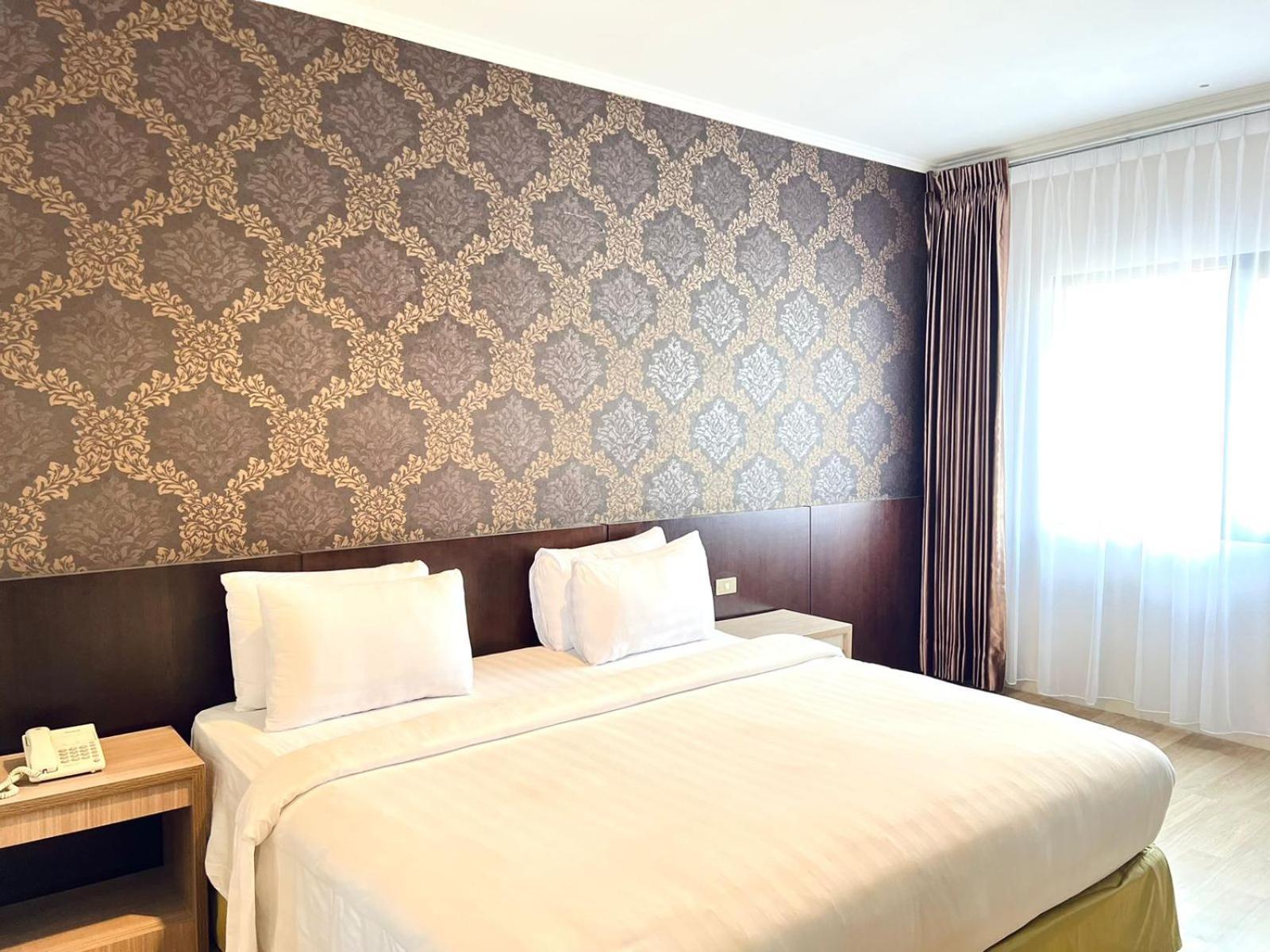פאלמבאנג Royal Asia Hotel מראה חיצוני תמונה