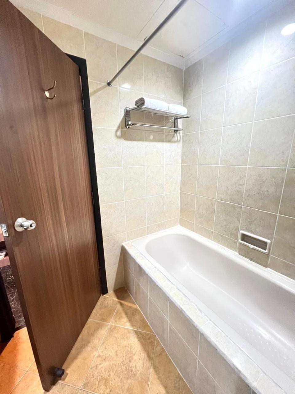 פאלמבאנג Royal Asia Hotel מראה חיצוני תמונה