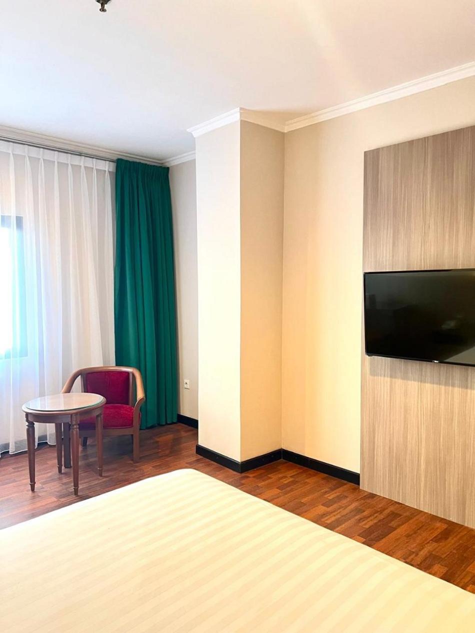 פאלמבאנג Royal Asia Hotel מראה חיצוני תמונה